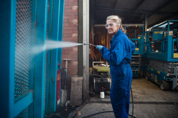 Best Building Exterior Washing  in Silver Springs, FL
